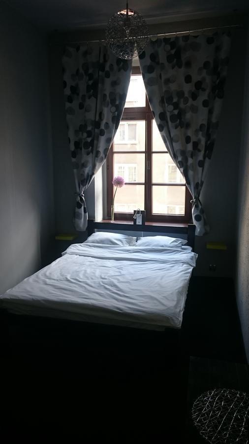 Incepcja 33 Hostel Wroclaw Bagian luar foto